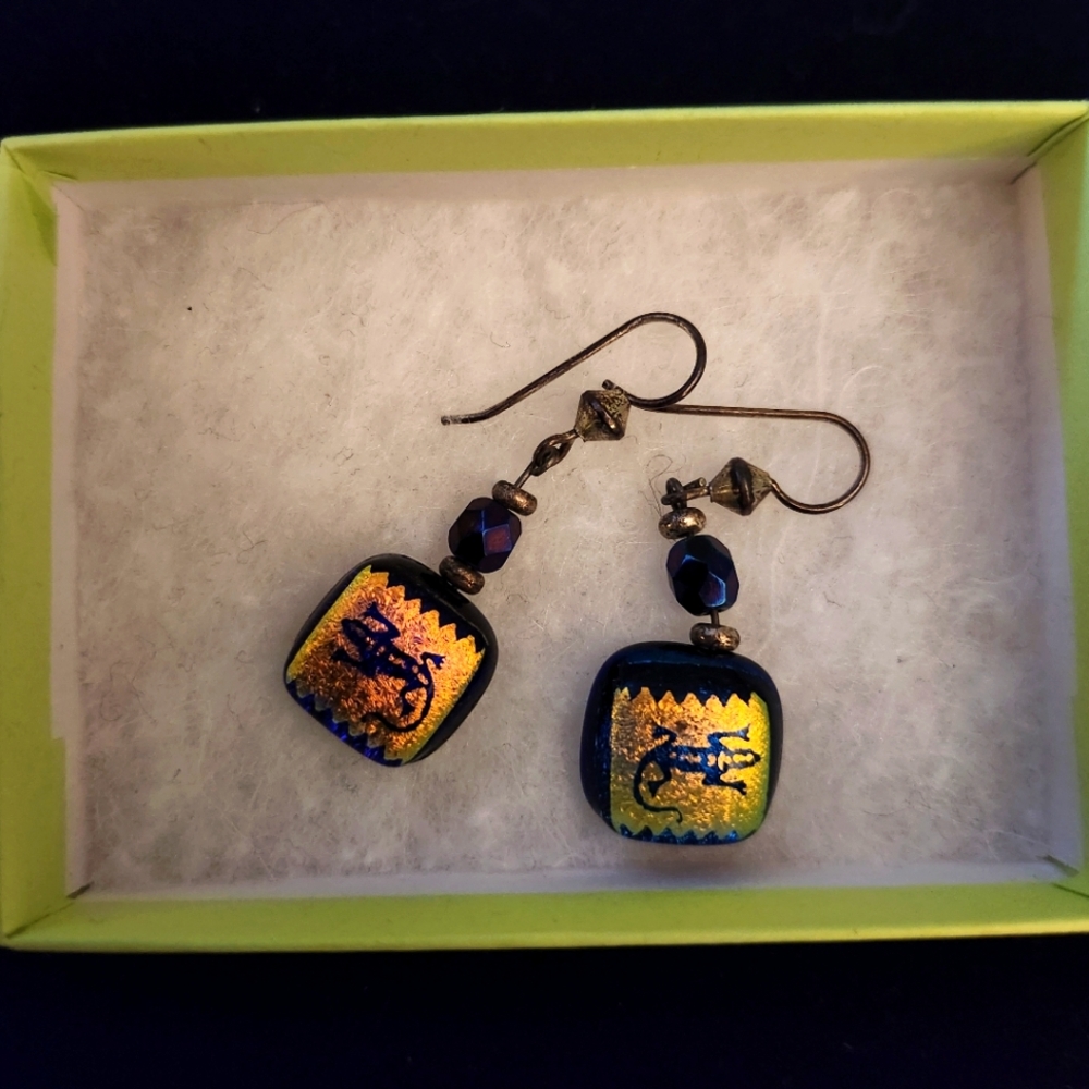 Vintage Artist Made Southwestern Dicroic Glass Lizzard Earings